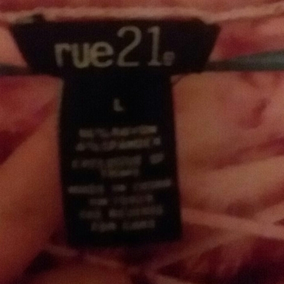 Shirt - Picture 3 of 4